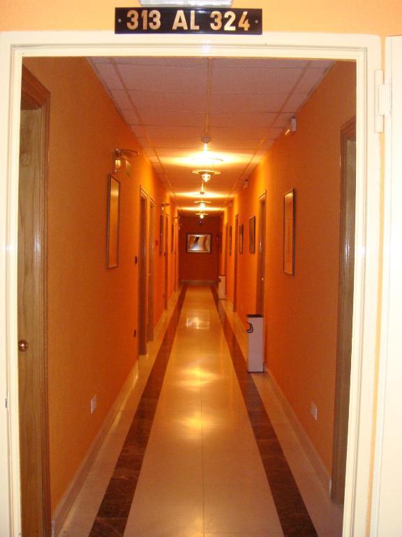 Hotel Hostal Serpol Palencia Zewnętrze zdjęcie